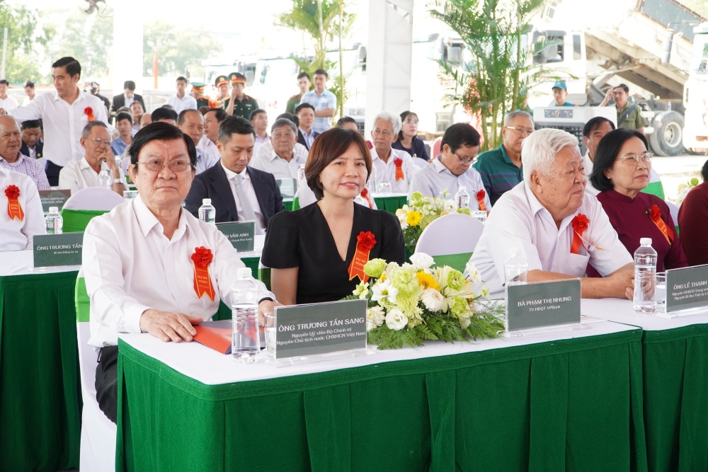 Nguyên Chủ tịch nước Trương Tấn Sang dự lễ khởi công Green Nestera